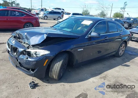 2013 BMW 528I xDrive из США, поврежденный, VIN WBAXH5C52DD109826